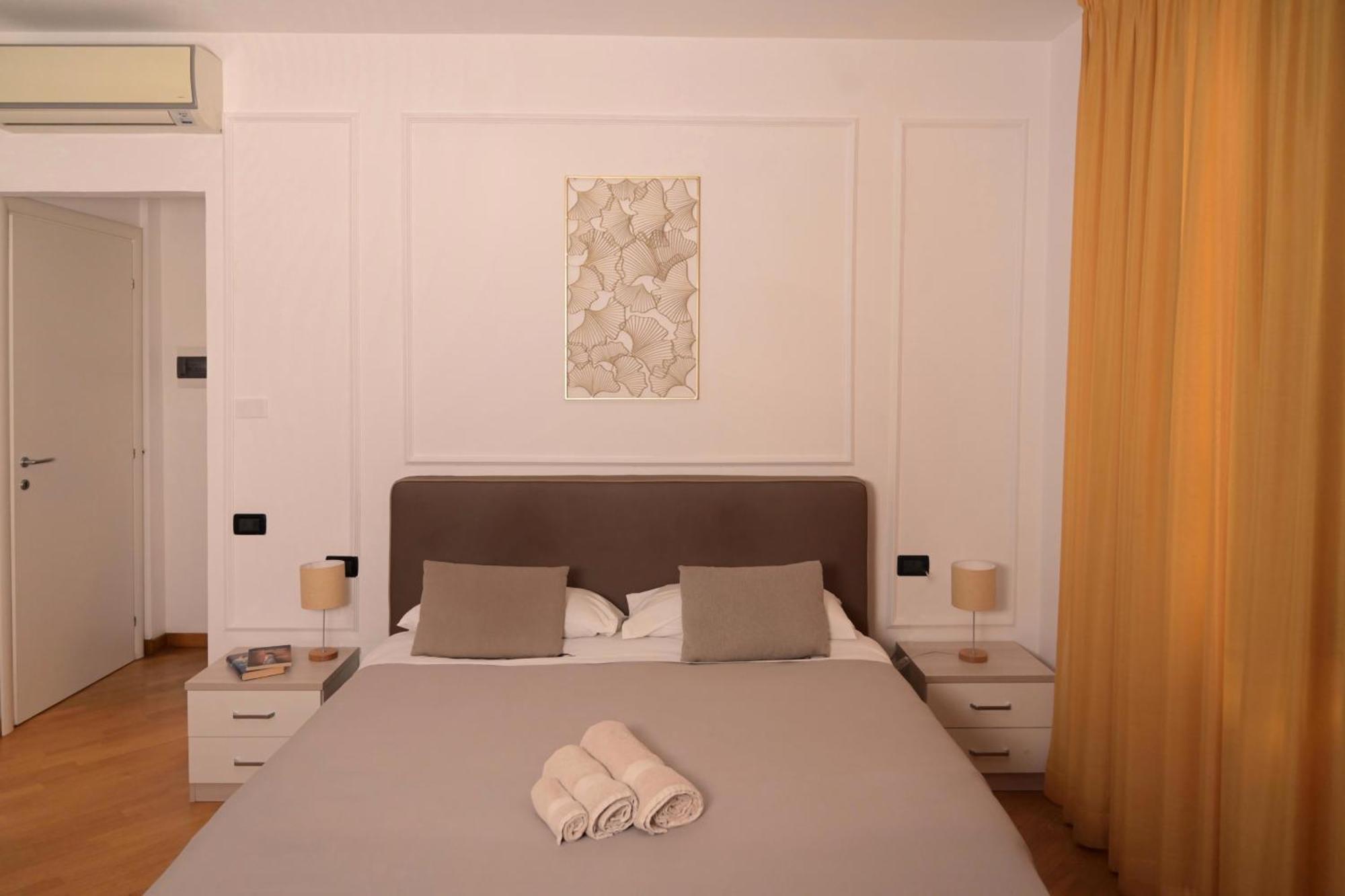 Hotel Palace Eight - & Cosenza